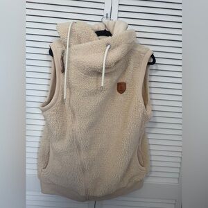 Wanakome Cream Adventure Sherpa Hoodie Vest Size XL